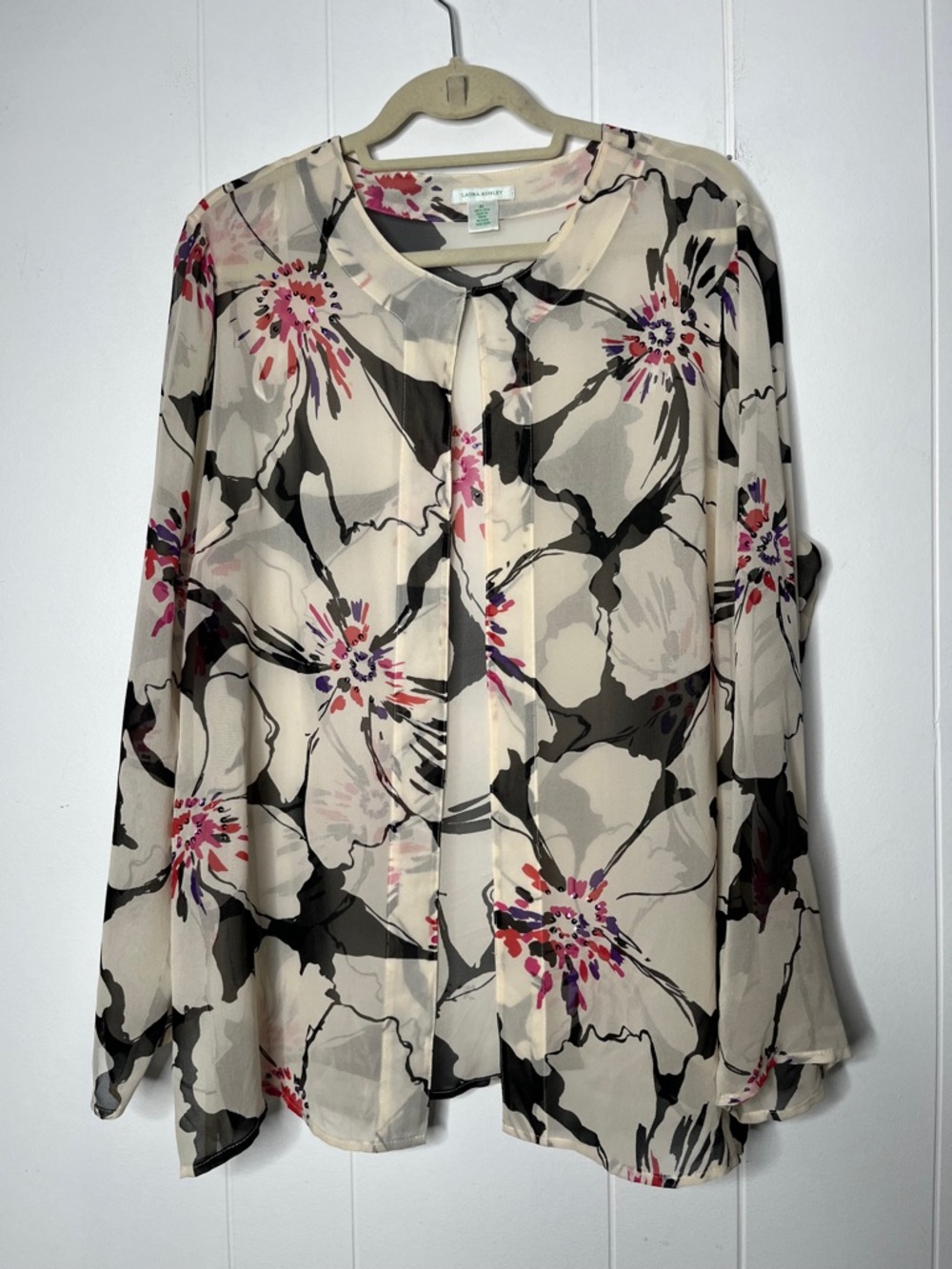 Laura Ashley 100% Silk Cream Floral Open-Front Blouse Layering Piece Size XL